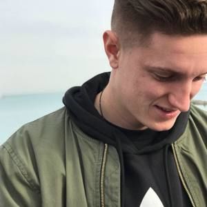 Meet your Posher, Caedon